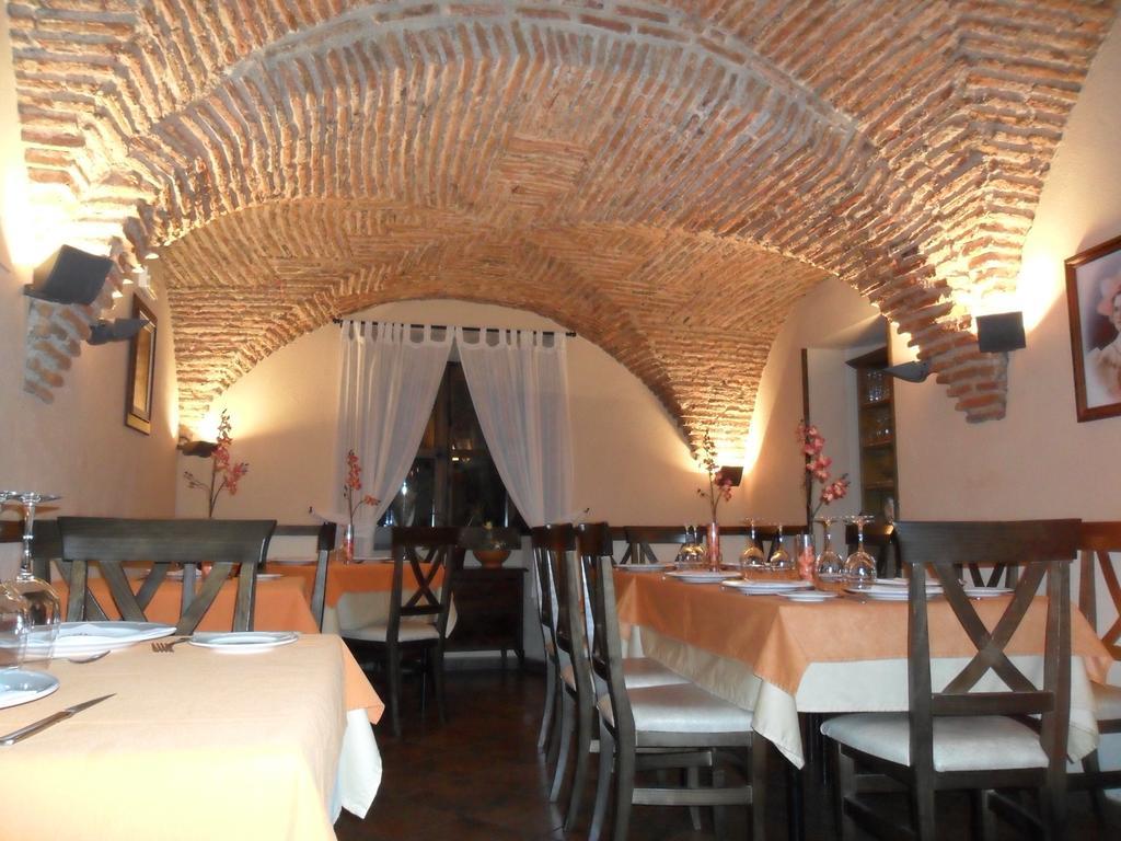 Casa Rural La Chimenea Navas del Madroño Exterior foto